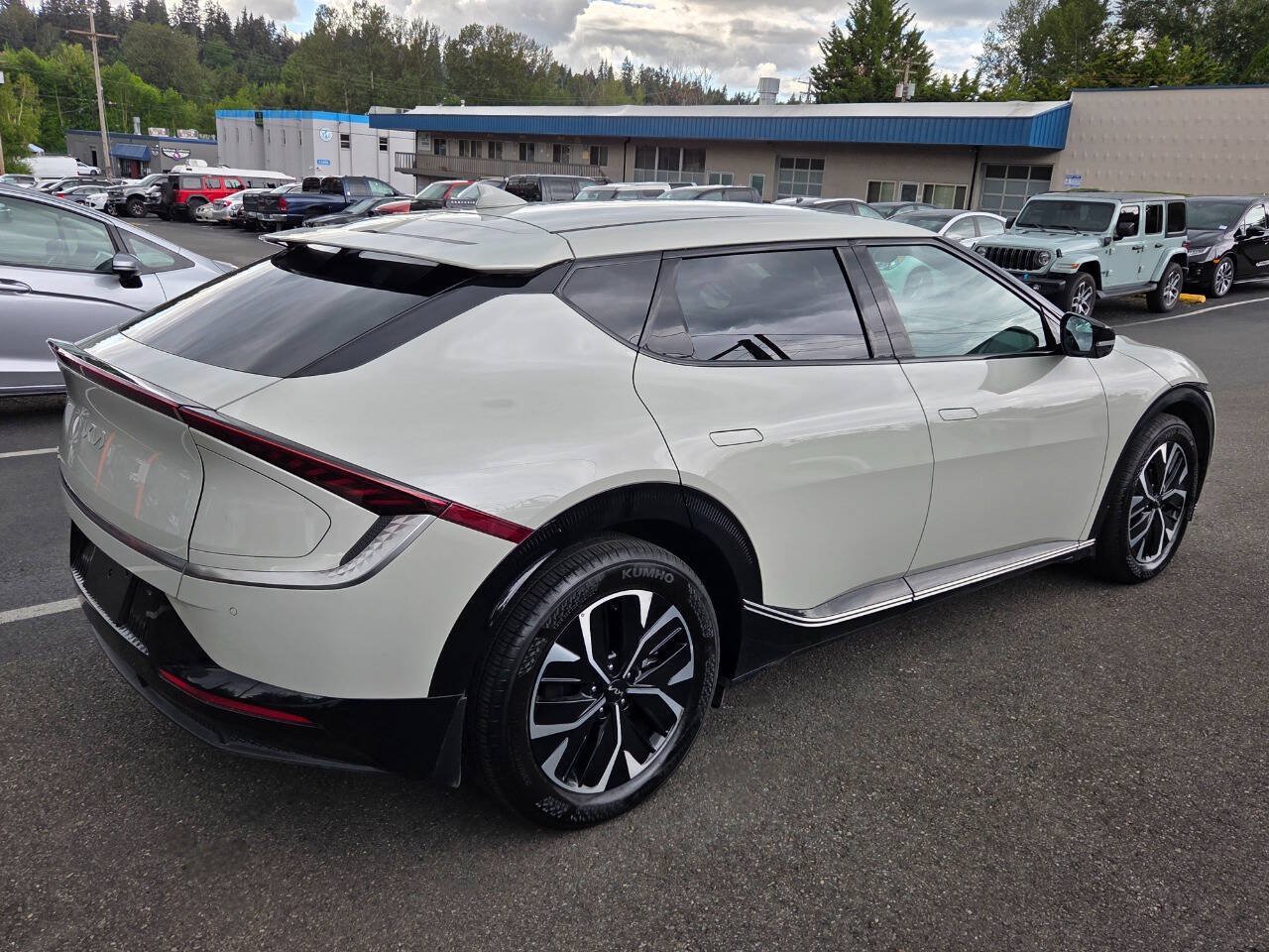 Used 2024 Kia EV6 Wind AWD/4WD image 7