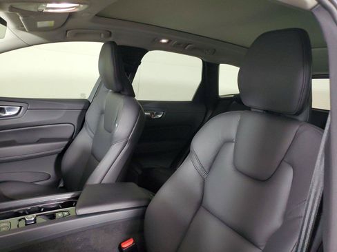 Used 2024 Volvo XC60 B5 Plus w/ Protection Package Premier AWD/4WD image 22