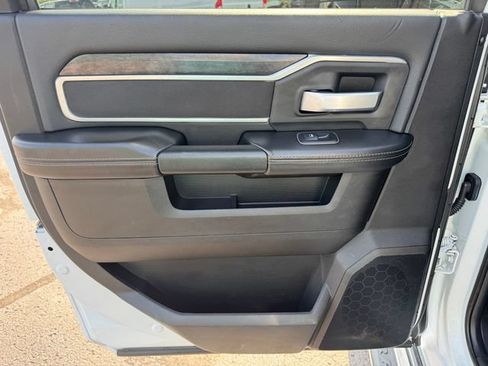 Certified 2024 RAM 2500 Big Horn AWD/4WD image 18