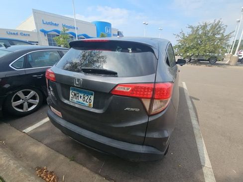 Used 2016 Honda HR-V EX image 2
