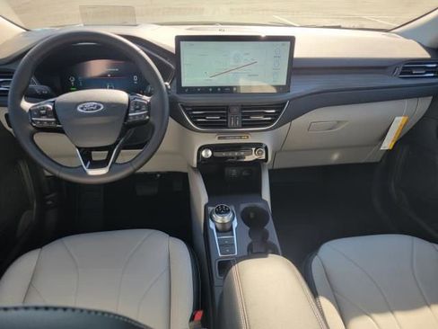 New 2026 Ford Escape SE w/ PHEV Premium Package image 17