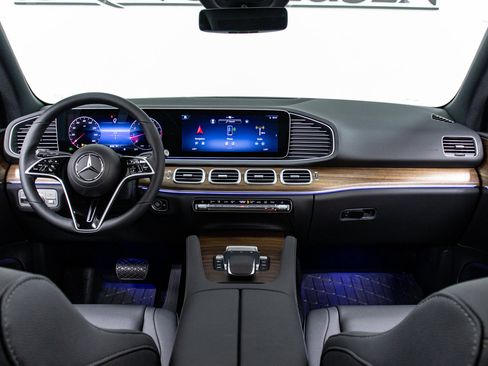 Certified 2025 Mercedes-Benz GLE 350 4MATIC image 16