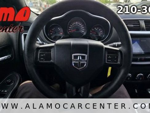 Used 2013 Dodge Avenger SE FWD image 33