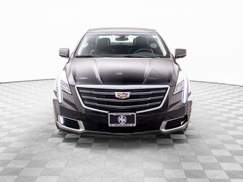 Used 2019 Cadillac XTS Luxury image 9