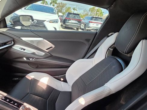 Used 2020 Chevrolet Corvette Stingray Premium Cpe w/ 3LT Preferred Equipment Group image 19