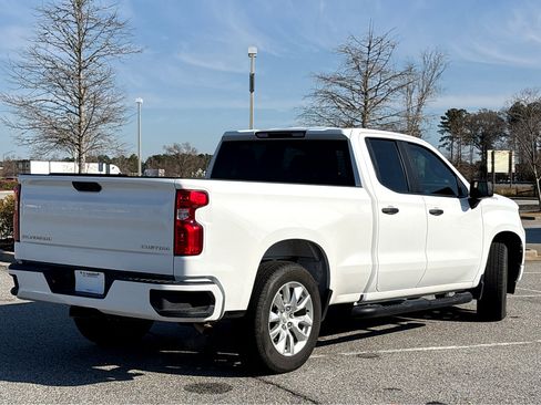 Used 2024 Chevrolet Silverado 1500 Custom image 24