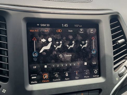 Used 2023 Jeep Cherokee Altitude Lux AWD/4WD image 27