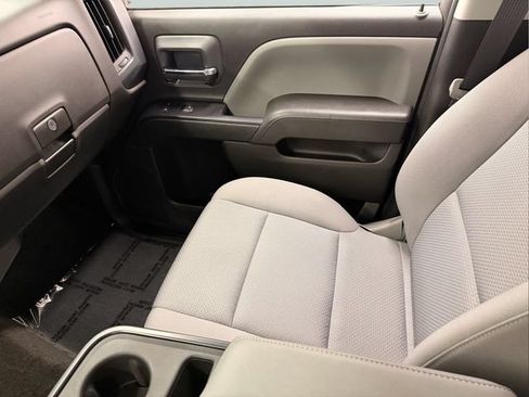 Used 2018 Chevrolet Silverado 1500 Custom w/ Custom Value Package RWD image 21