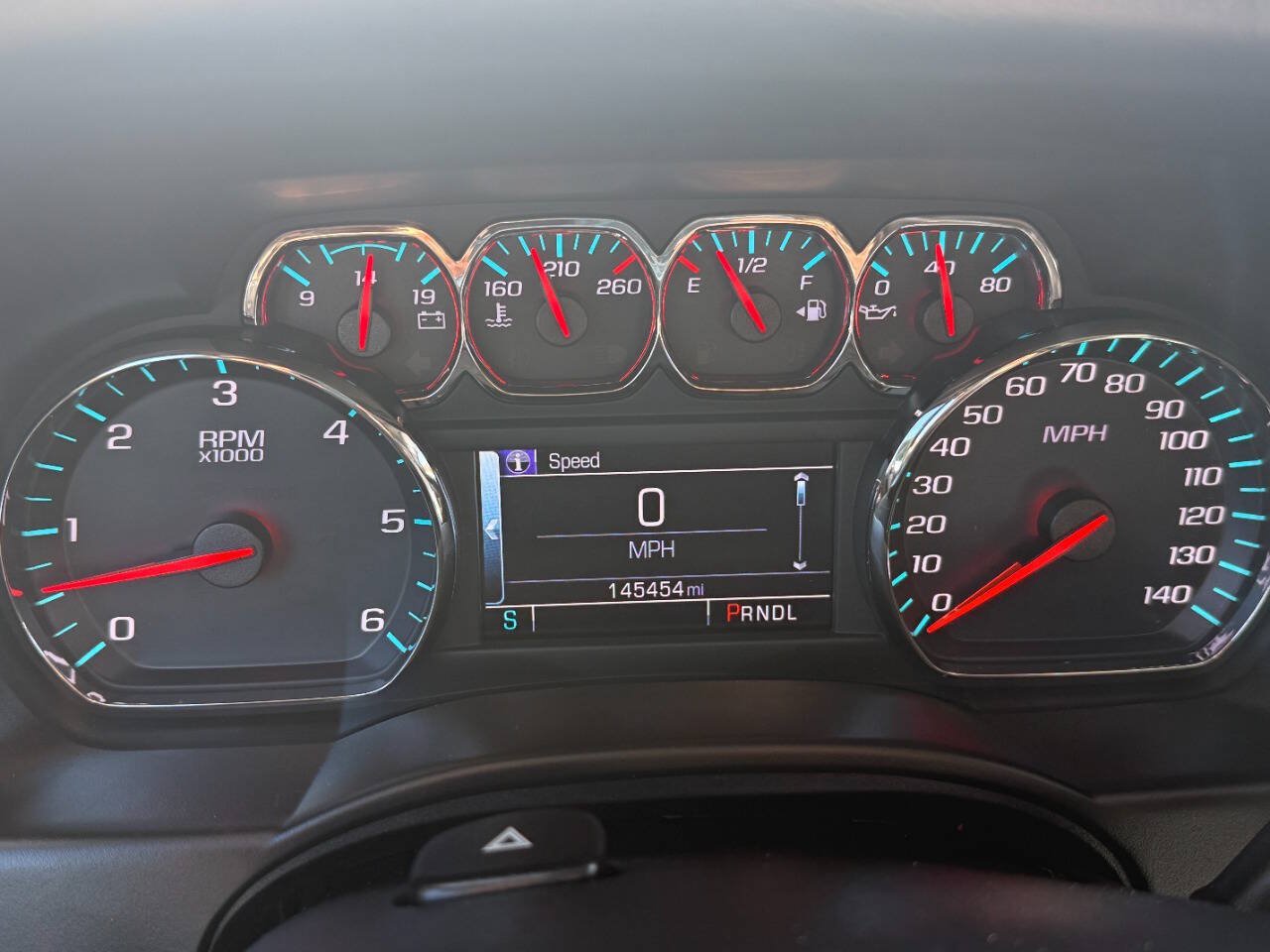 Used 2019 Chevrolet Suburban LT AWD/4WD image 28