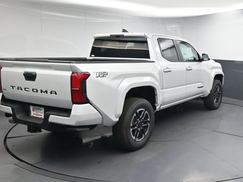 New 2025 Toyota Tacoma TRD Sport image 8