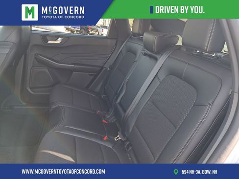 Used 2025 Ford Escape SE FWD image 21