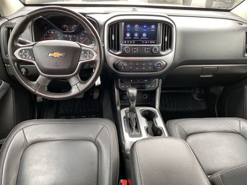 Used 2022 Chevrolet Colorado LT w/ Luxury Package RWD image 4