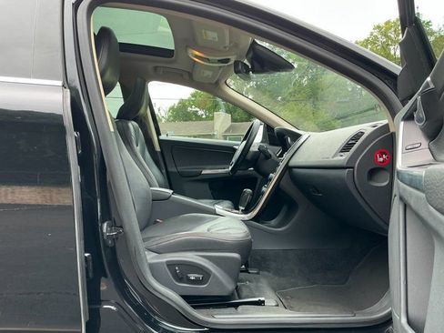 Used 2012 Volvo XC60 3.2 FWD image 11