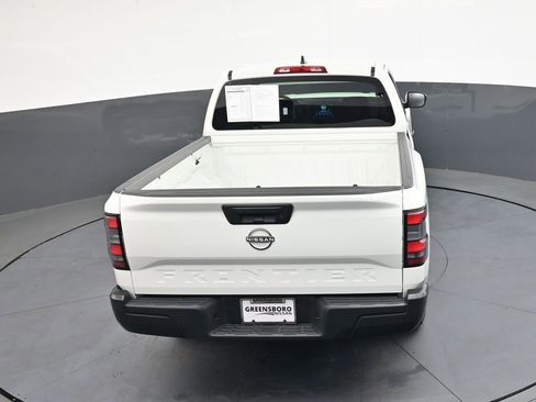 Used 2022 Nissan Frontier S image 25