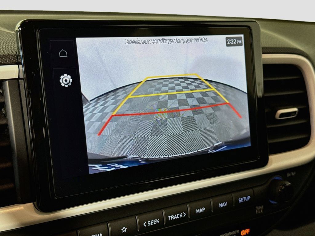 Used 2024 Hyundai Venue Limited FWD image 22