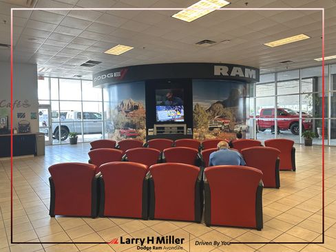 Used 2025 RAM 3500 Big Horn AWD/4WD image 44