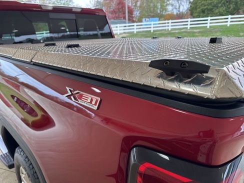 Used 2020 GMC Sierra 1500 SLT w/ SLT Premium Package image 41