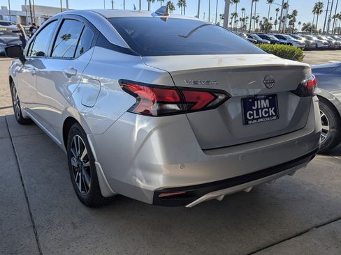 New 2025 Nissan Versa SV image 4