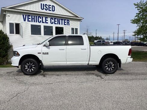 Used 2017 RAM 1500 Sport w/ Quick Order Package 26Q Night AWD/4WD image 3