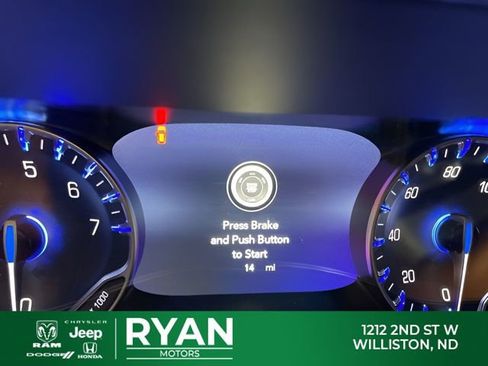 New 2026 Chrysler Pacifica Pinnacle AWD/4WD image 3