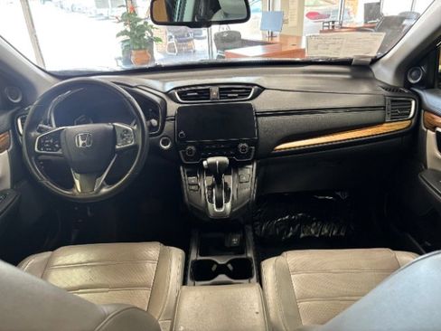 Used 2019 Honda CR-V Touring image 8