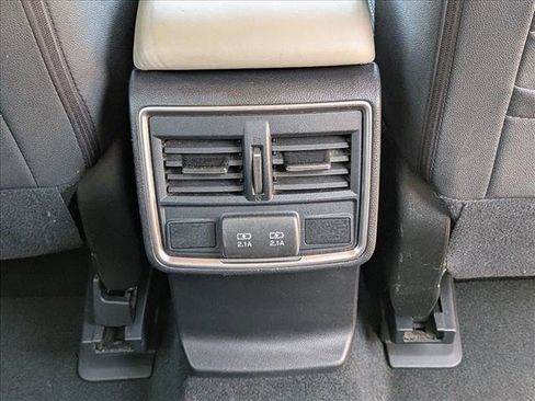 Used 2021 Subaru Forester Premium w/ Popular Package #1 AWD/4WD image 17