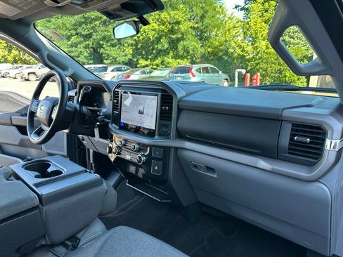 Used 2025 Ford F150 XLT w/ Equipment Group 301A Standard AWD/4WD image 23