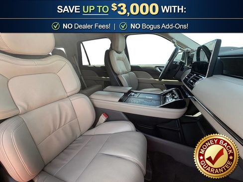 Used 2024 Lincoln Navigator Premiere AWD/4WD image 27