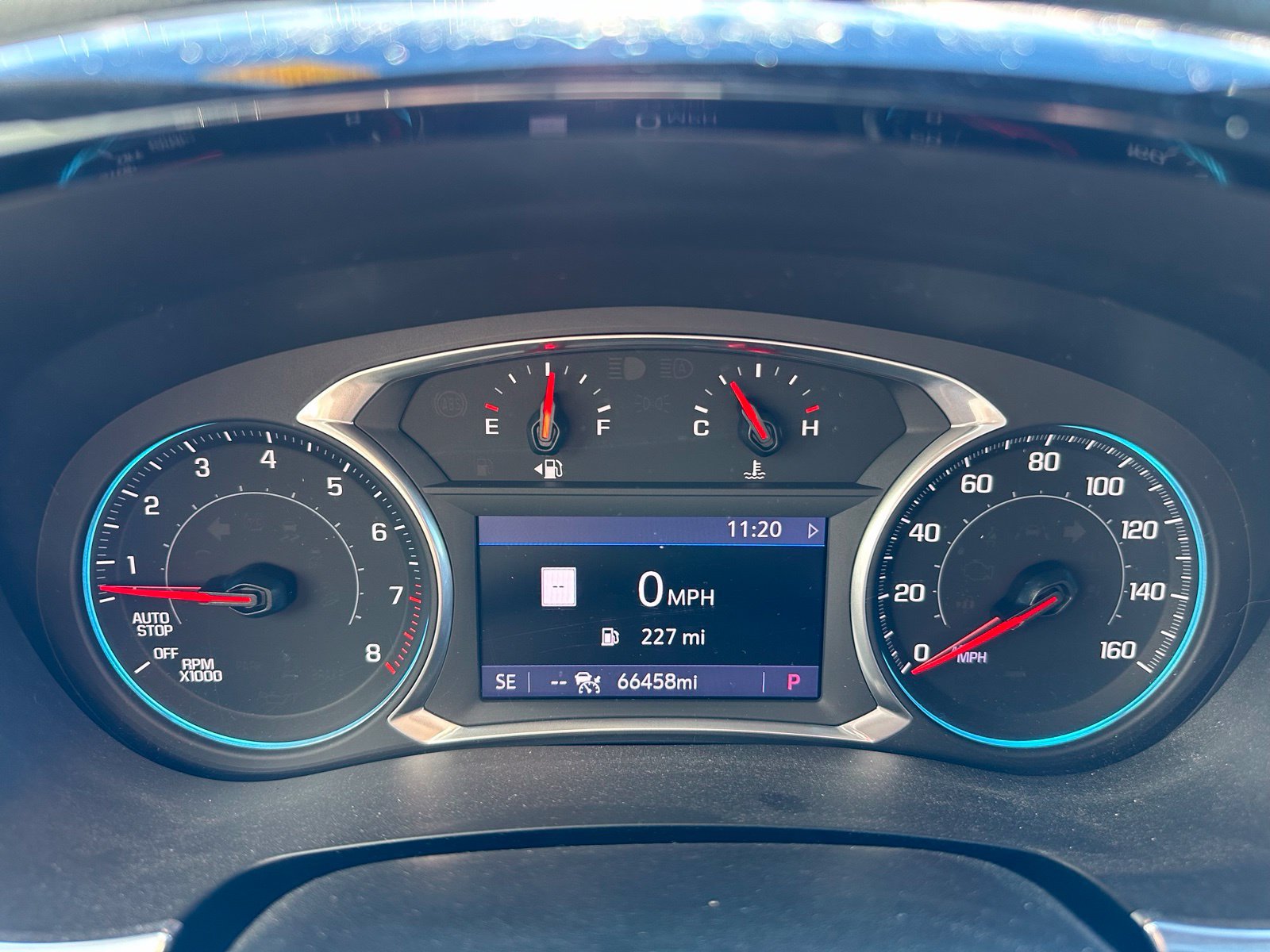 Used 2022 Chevrolet Traverse RS FWD image 11