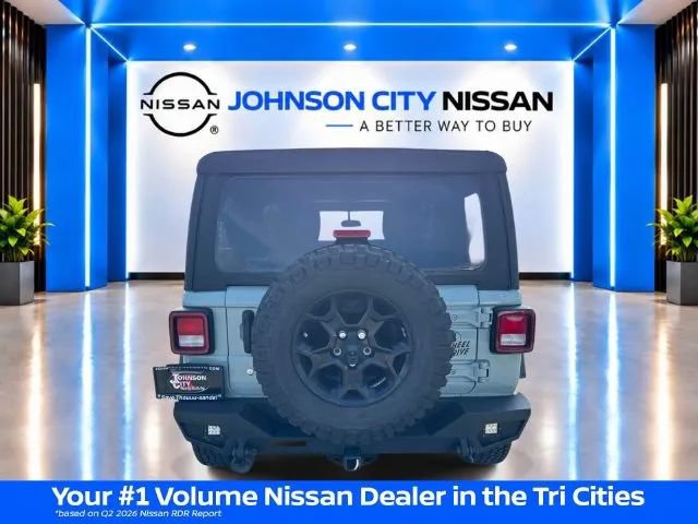 Used 2023 Jeep Wrangler Sport AWD/4WD image 5