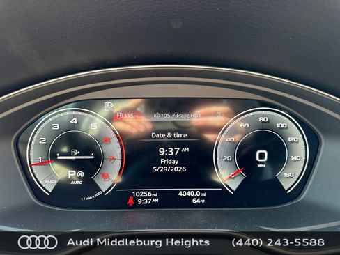 Used 2024 Audi Q5 2.0T Premium Plus w/ Premium Plus Package AWD/4WD image 29