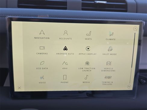 New 2025 Land Rover Defender 130 X-Dynamic SE image 22