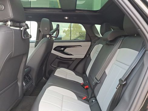 New 2026 Land Rover Range Rover Evoque Hoxton AWD/4WD image 6