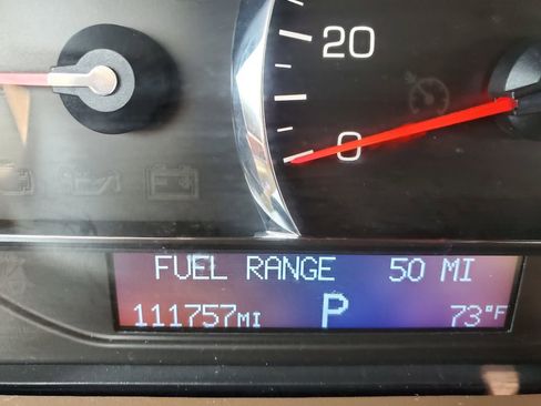 Used 2009 Cadillac SRX 2WD w/ Third Row Seating Package image 19