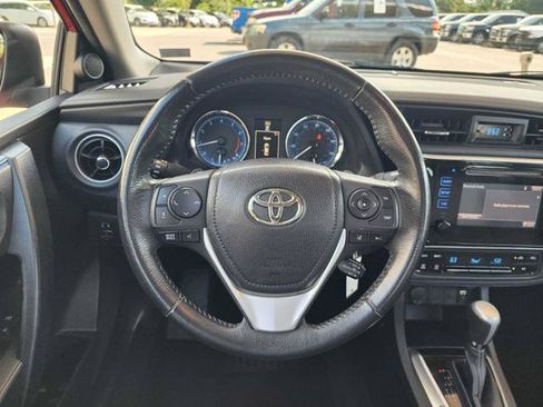 Used 2017 Toyota Corolla SE FWD image 19