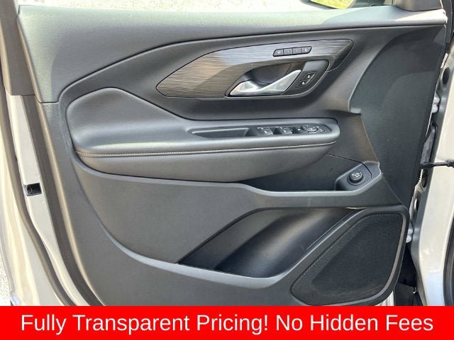 Used 2022 GMC Terrain SLT w/ Tech Package AWD/4WD image 24