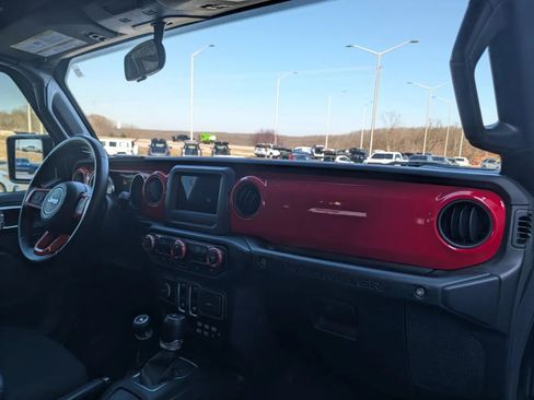 Used 2020 Jeep Wrangler Willys image 9
