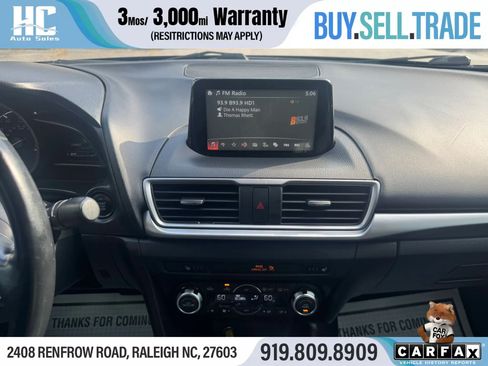 Used 2018 MAZDA MAZDA3 Touring FWD image 25
