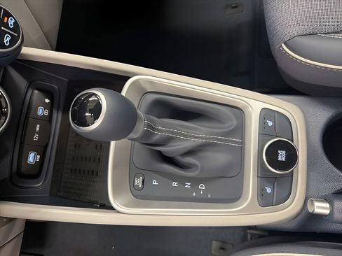 New 2026 Hyundai Venue SEL FWD image 14