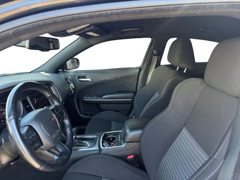 Used 2022 Dodge Charger GT RWD image 10