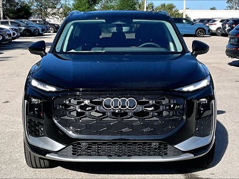 New 2026 Audi Q3 quattro 2.0T AWD/4WD image 10