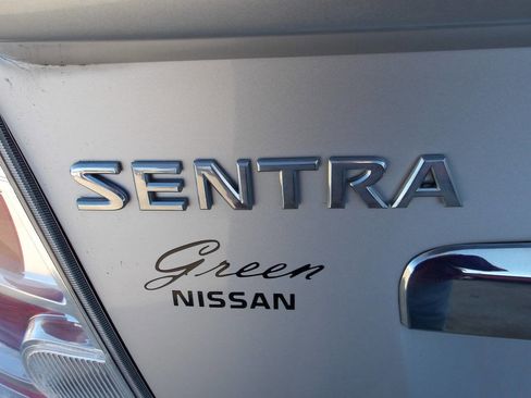 Used 2011 Nissan Sentra 2.0 S w/ Convenience Pkg image 33