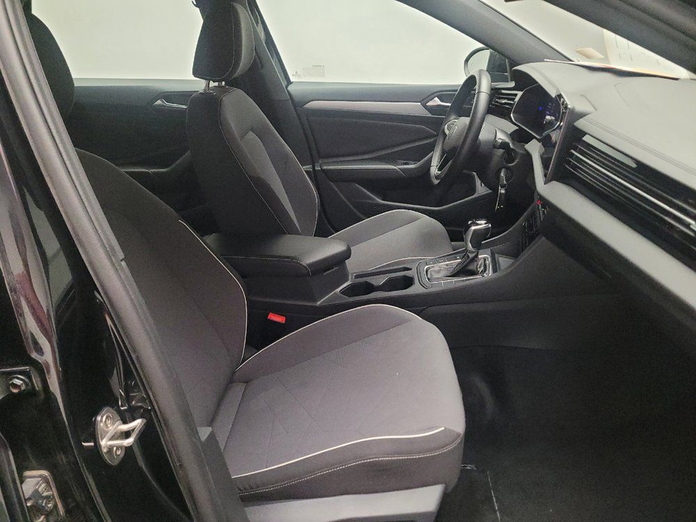 Used 2025 Volkswagen Jetta Sport FWD image 21