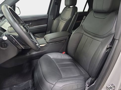 Used 2024 Land Rover Range Rover Sport SE AWD/4WD image 13