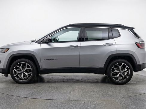 Used 2025 Jeep Compass Limited AWD/4WD image 5