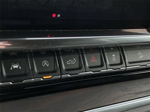 Used 2022 GMC Sierra 1500 SLT image 22