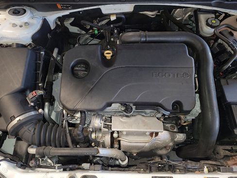 Used 2021 Chevrolet Malibu LT FWD image 30