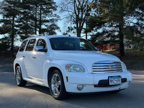 Used 2011 Chevrolet HHR LT w/ LT Preferred Equipment Group image 1