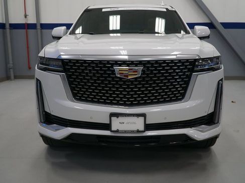 Used 2022 Cadillac Escalade ESV Premium Luxury image 10