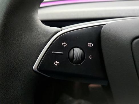 Used 2025 Tesla Model 3 Long Range RWD image 57